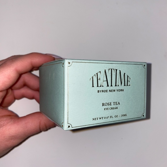 BYROE NEW YORK - Rose Tea Eye Cream - Picture 2 of 2